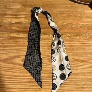 Coach scarf